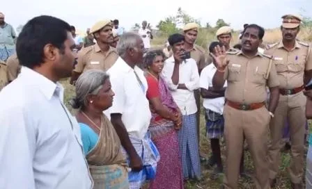 police fighting